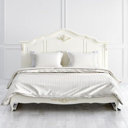 Кровать с деревянным изголовьем Romantic Gold