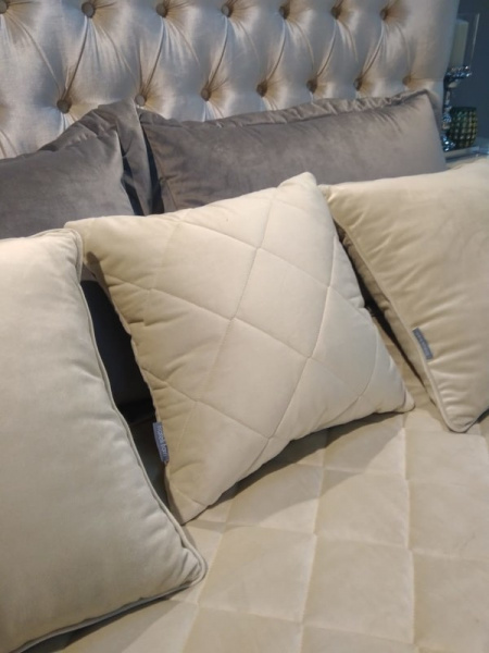 Подушка  TEXTILE, FRATELLI BARRI
