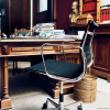 Офисное кресло Eames Ribbed EA117