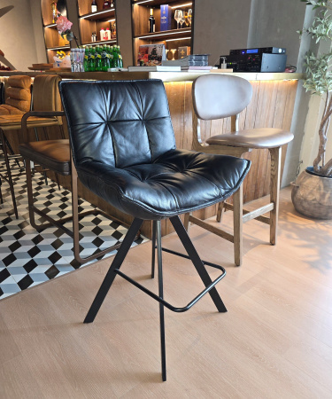 Поворотный барный стул Urban RS1090