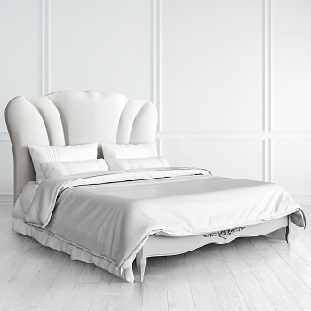 Кровать Atelier Home с мягким изголовьем