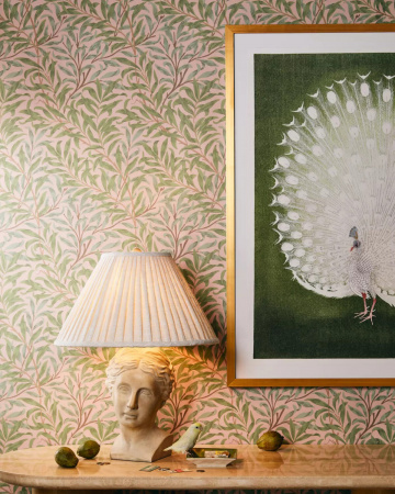 Интерьерный постер “White Peacock”